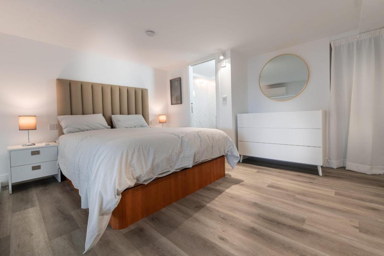 Beachfront Maisonette Gibraltar Exteriér fotografie